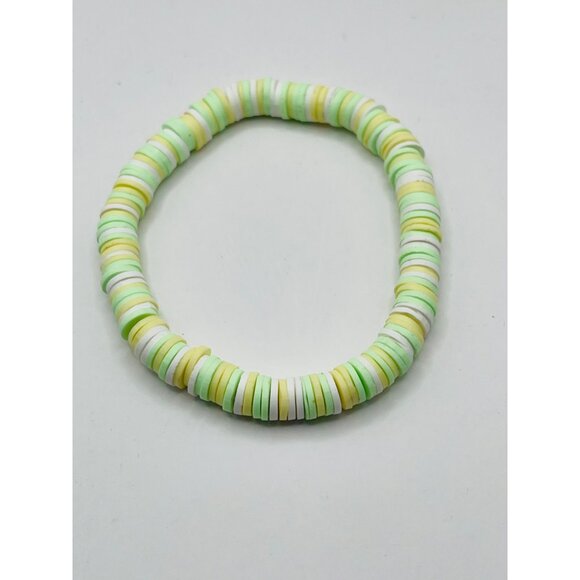 Hand Beaded small Bracelet great for Teenager gift - Picture 4 of 4